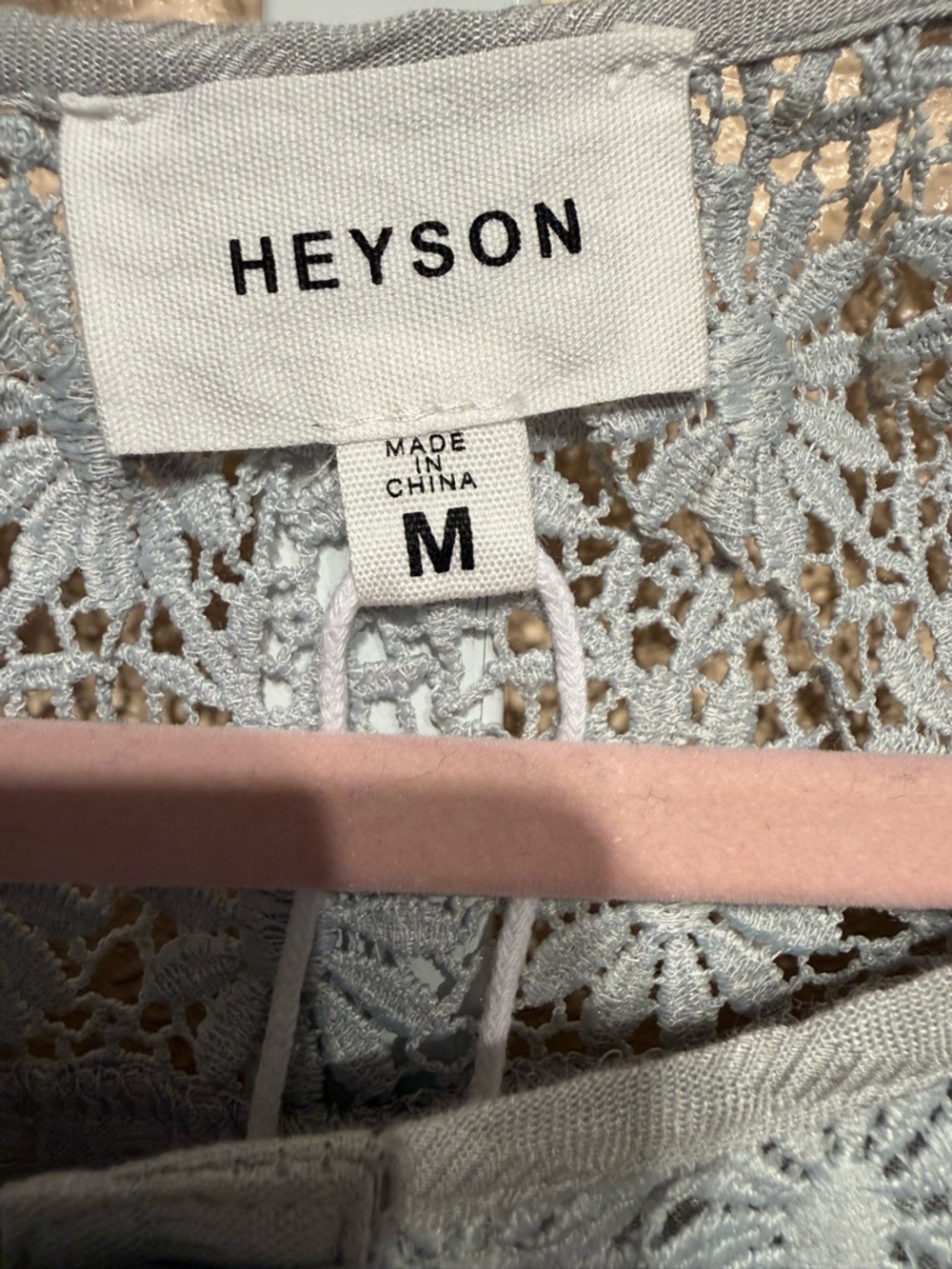 Heyson Light Gray Ruffled Lace Yoke Button-Front Women's Top size medium nwt - Picture 6 of 8